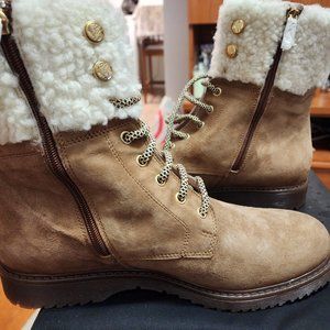 Boots Size 10 by Marc Cain Germany leather shearing